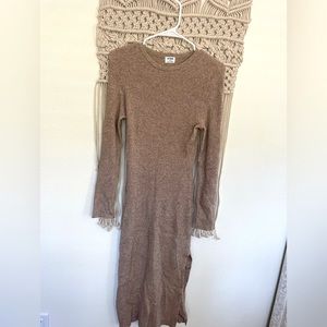 MIDI sweater dress! Worn 1 time!